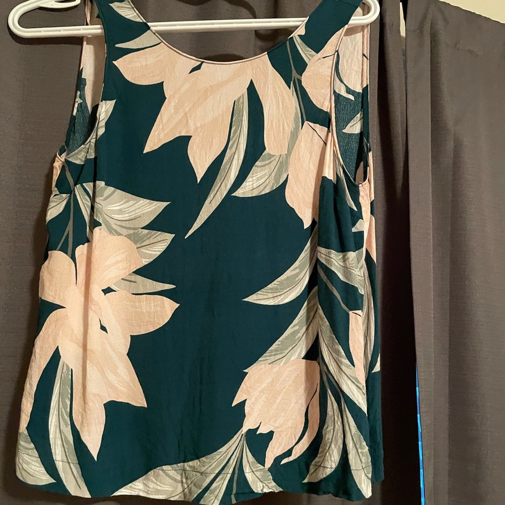 Camisole flower dynamite